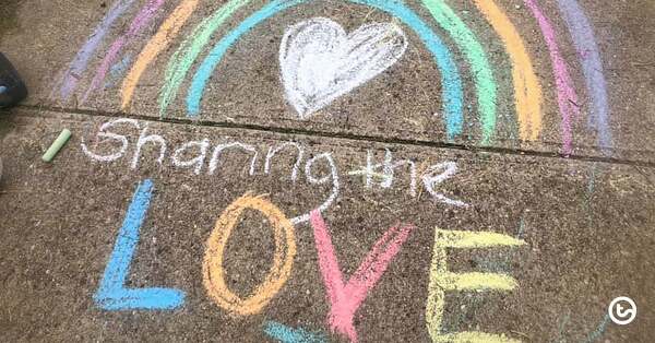 Go to 20 Amazing Sidewalk Chalk Ideas for Learning (and Fun) blog
