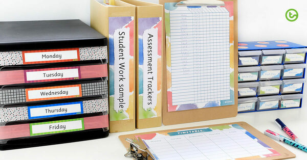 Go to 7 Tips for Organising a Teacher's Desk blog